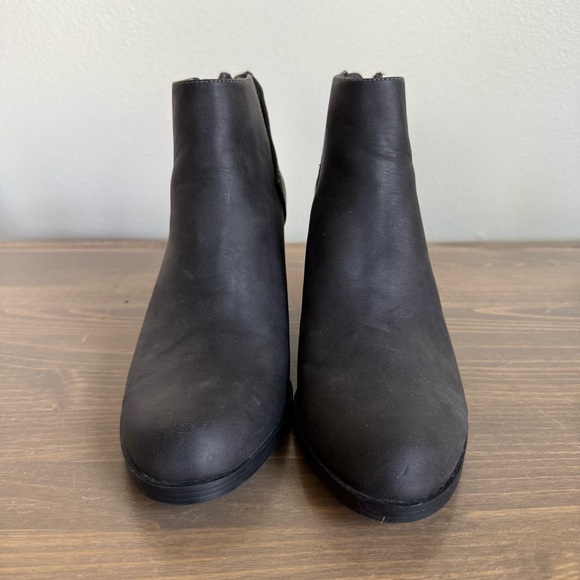 Simply Vera Vera Wang Womens 8 Dark Grey Heel Ankle Booties Shoes Zipper - Picture 3 of 11